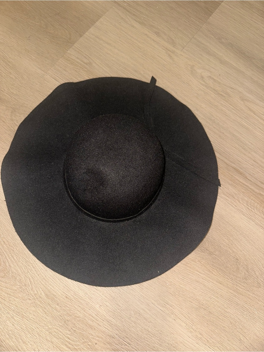 Black Wide